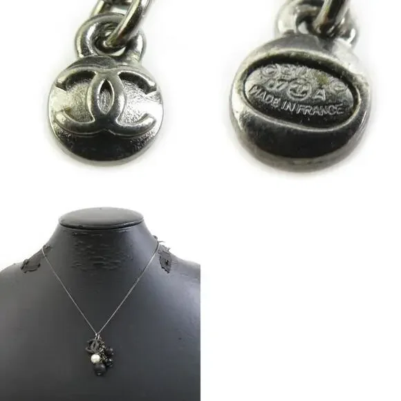 CHANEL Authentic Black Pearl Logo Necklace - Picture 5 of 5